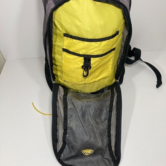 Vintage Nike ACG Backpack Outdoor Hiking Lightweight Gray Yellow - Picture 10 of 15